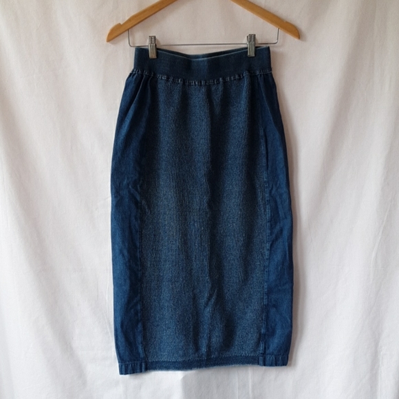 Blue Willi's Skirt & Sweater - Picture 4 of 8